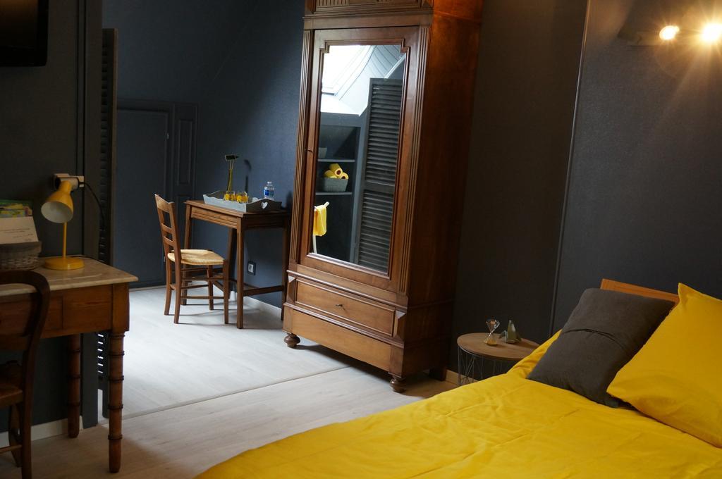 Le Petit Chaton Parigne-l'Eveque Экстерьер фото